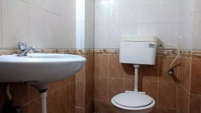 1102 Lavender Mantri Park Goregaon 2 BHK Apartment bath 2